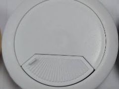 白色圓孔蓋 色票照片